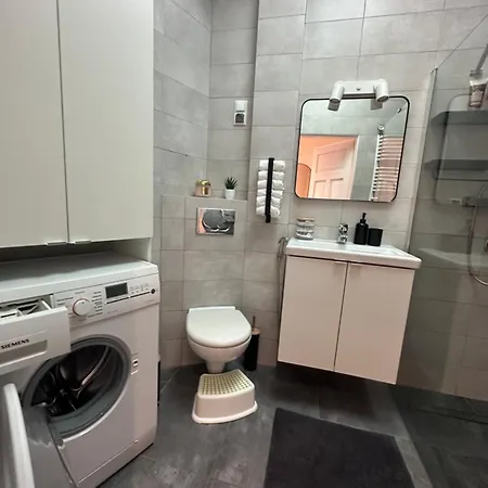 Na Krasinskiego Apartment *